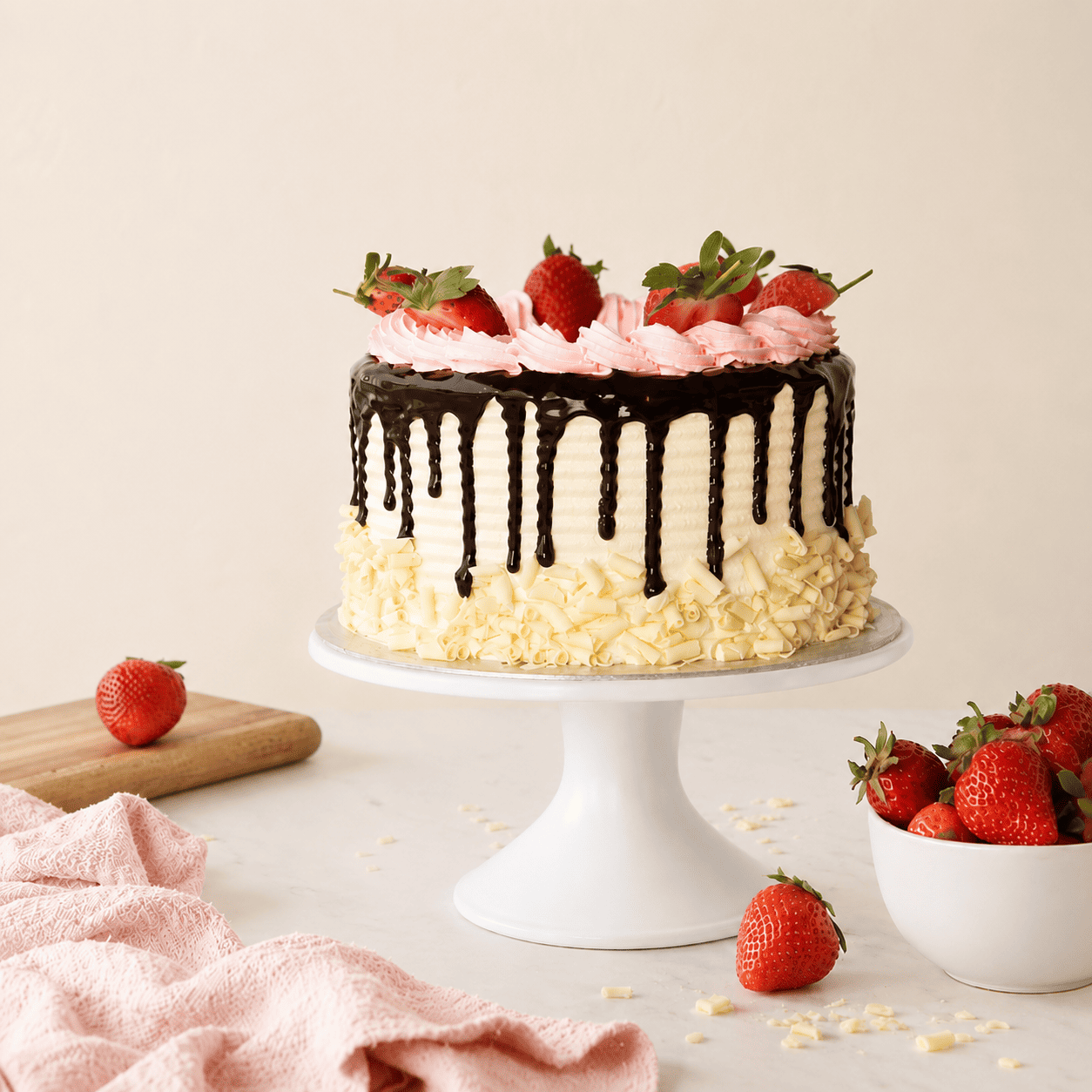 Strawberry Milkshake Cake